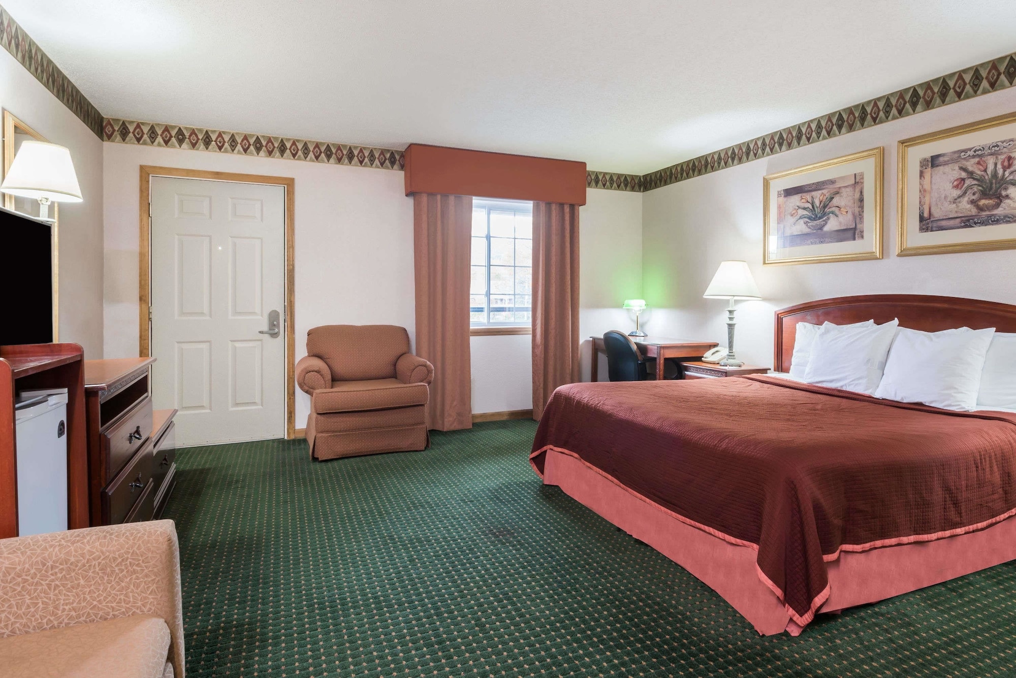 Room, Double Bed, Accessible, Howard Johnson by Wyndham Lenox 3/4