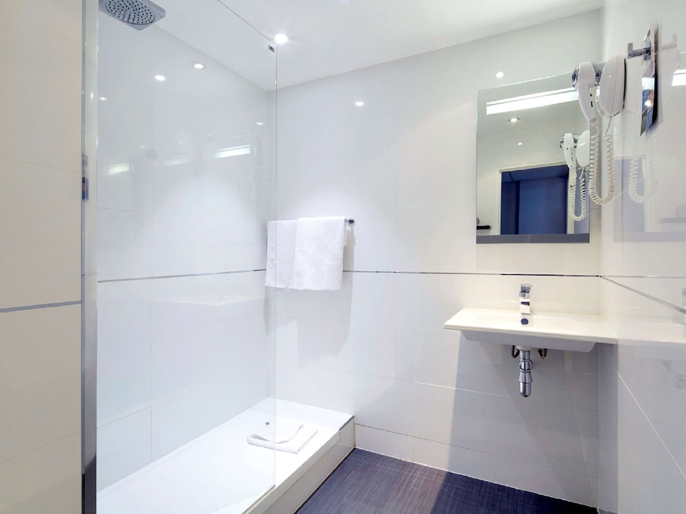 Hotel Kyriad Paris Bezons La Defense 25/61