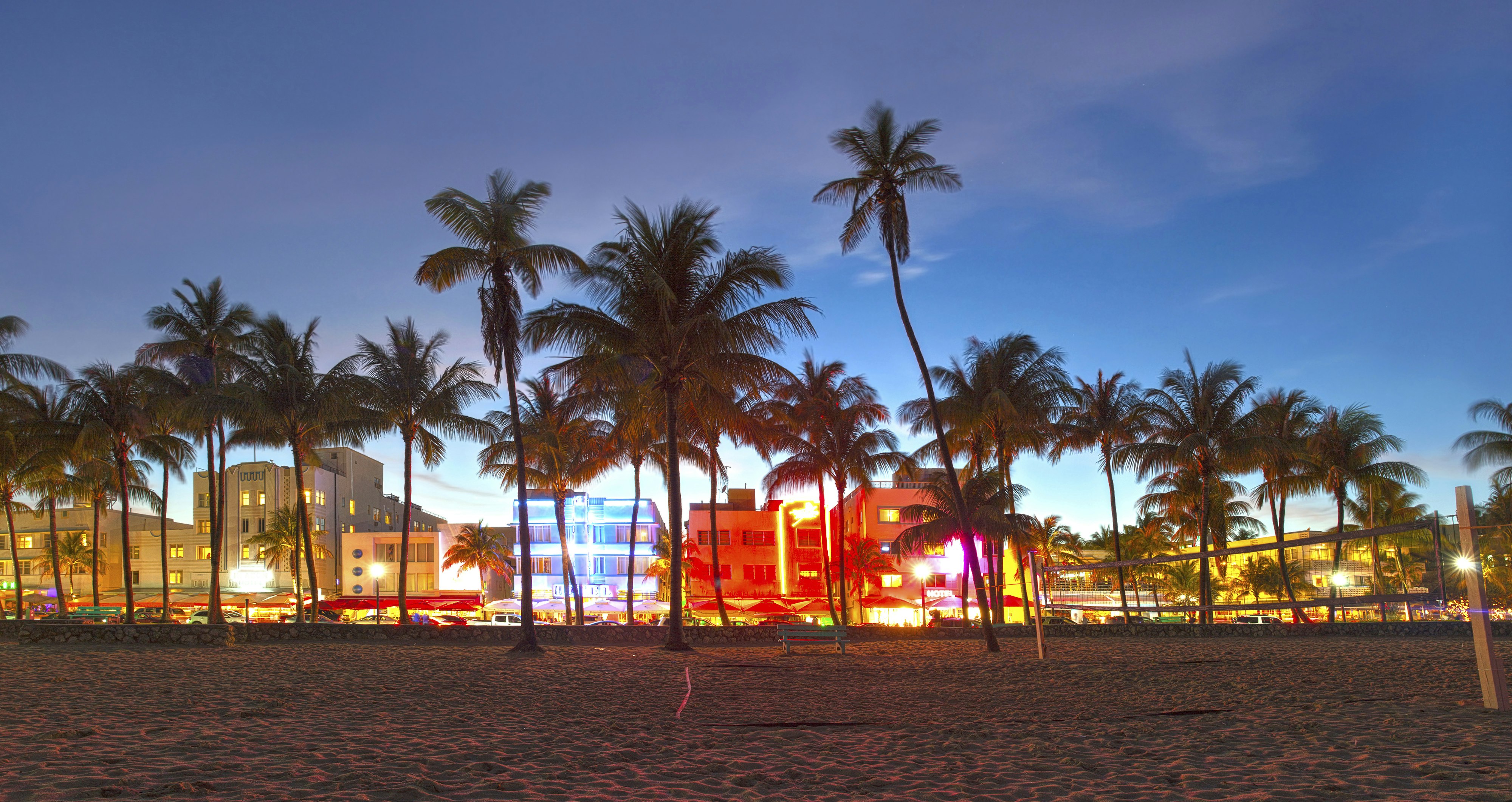 Hilton Miami Airport Blue Lagoon 72/77