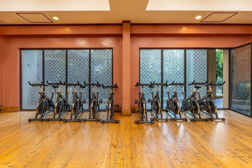 Kigali Serena 36/60