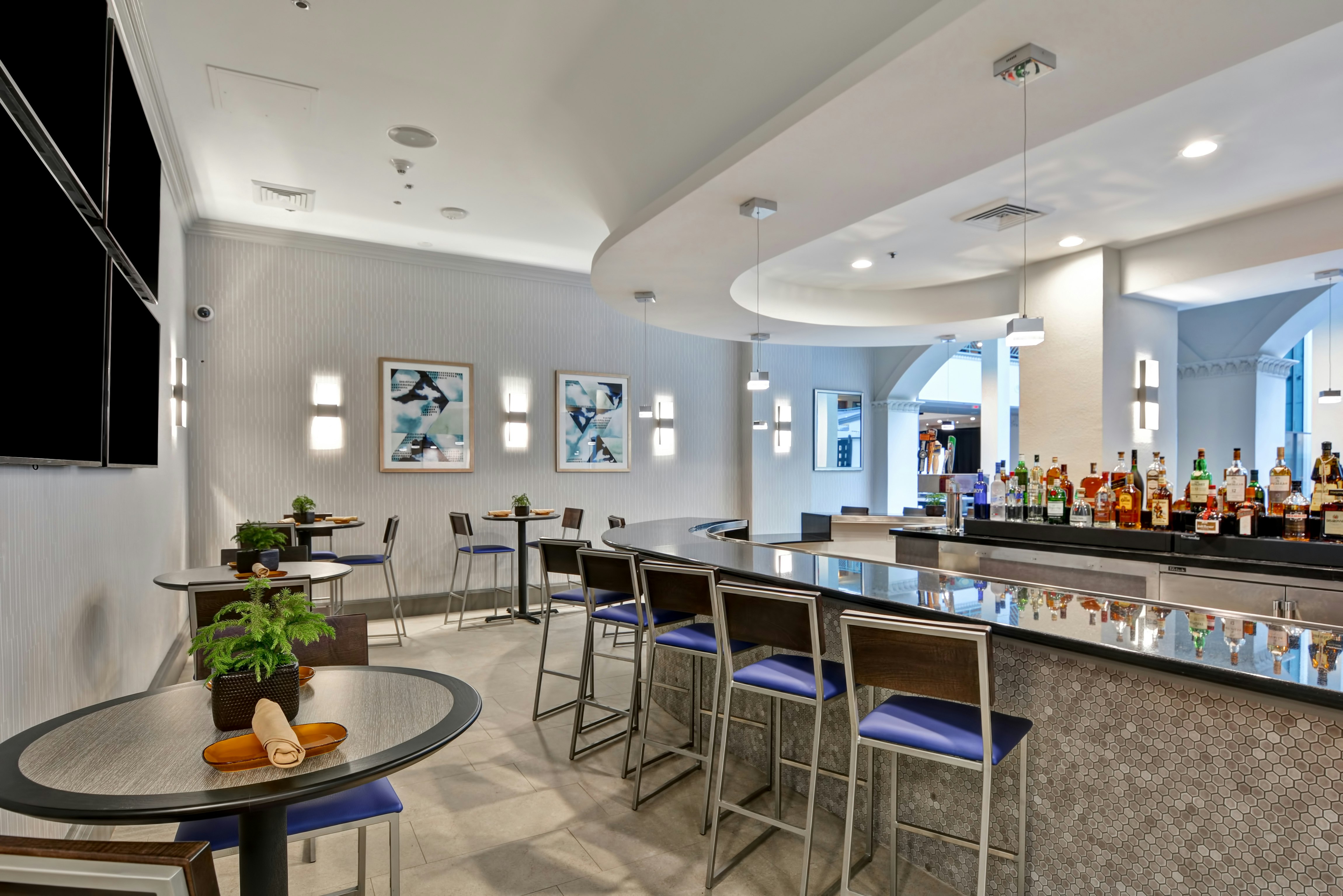 Embassy Suites by Hilton Miami International Airport 52/80
