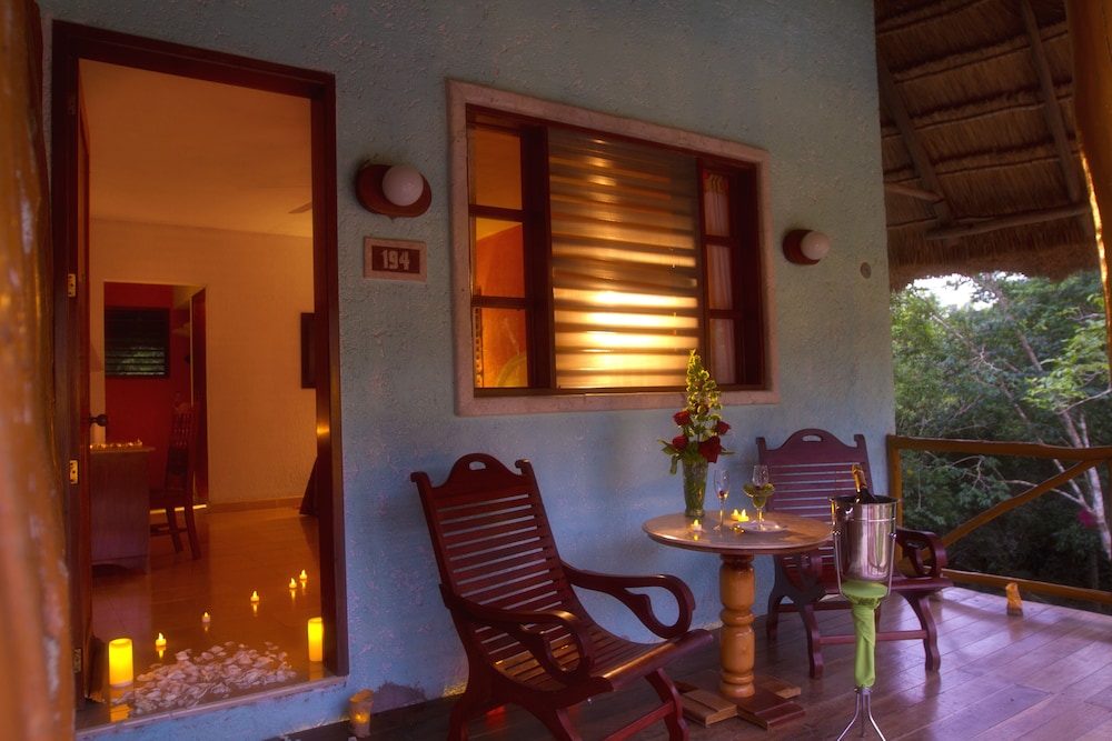 Chicanna Ecovillage Resort 48/66