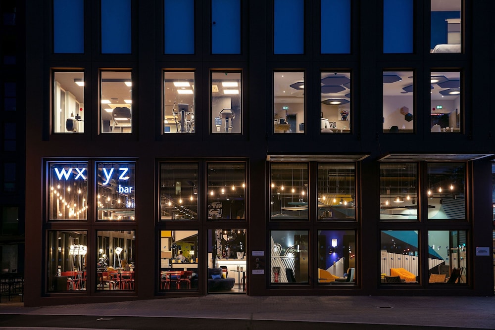 Aloft Strasbourg Etoile 2/50
