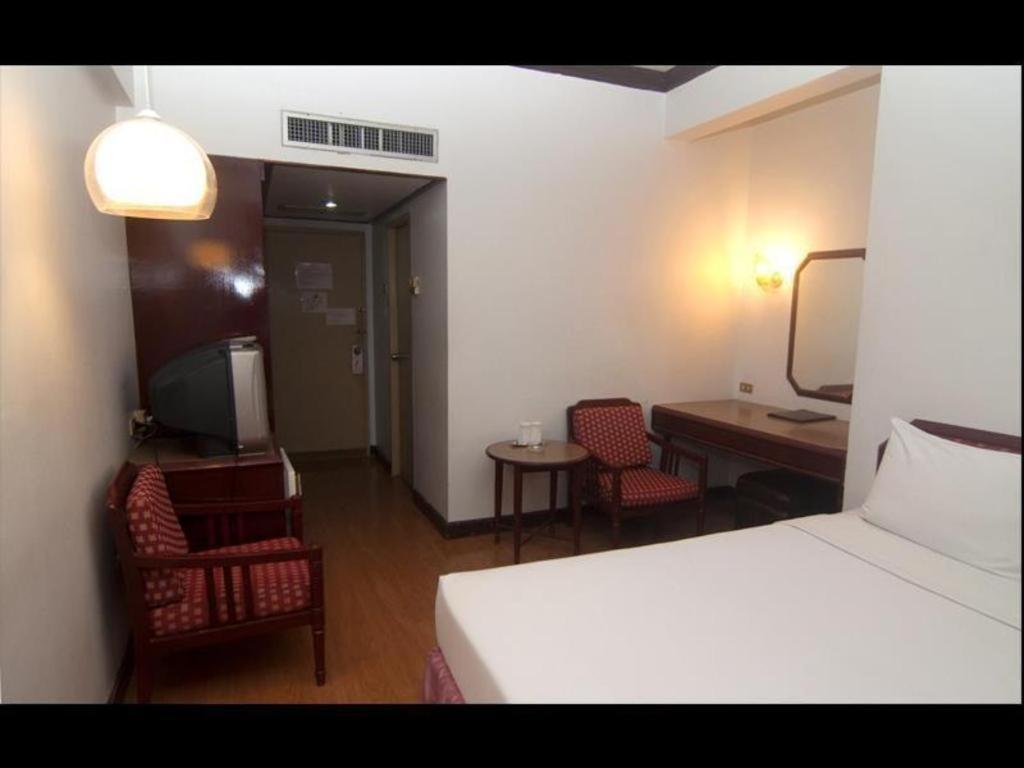 Florida Hotel 15/32
