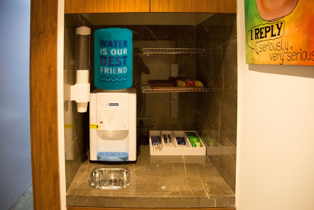 7 APPLE HOTEL VIMANNAGAR, PUNE 51/52
