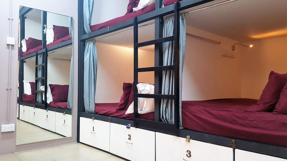 Meadows Hostel 33/49