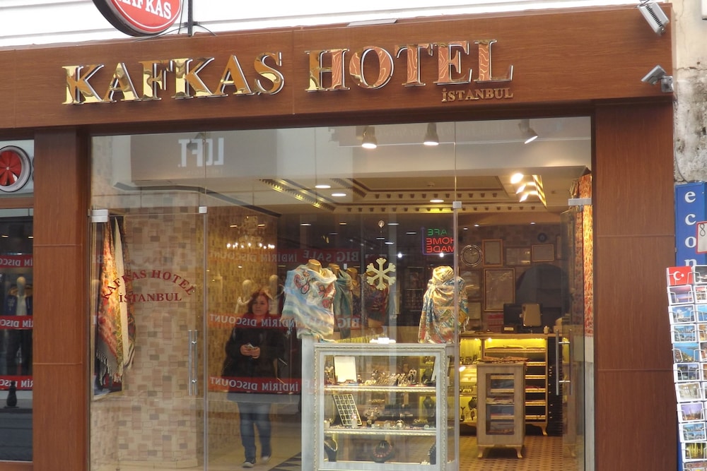 Kafkas Hotel 4/34