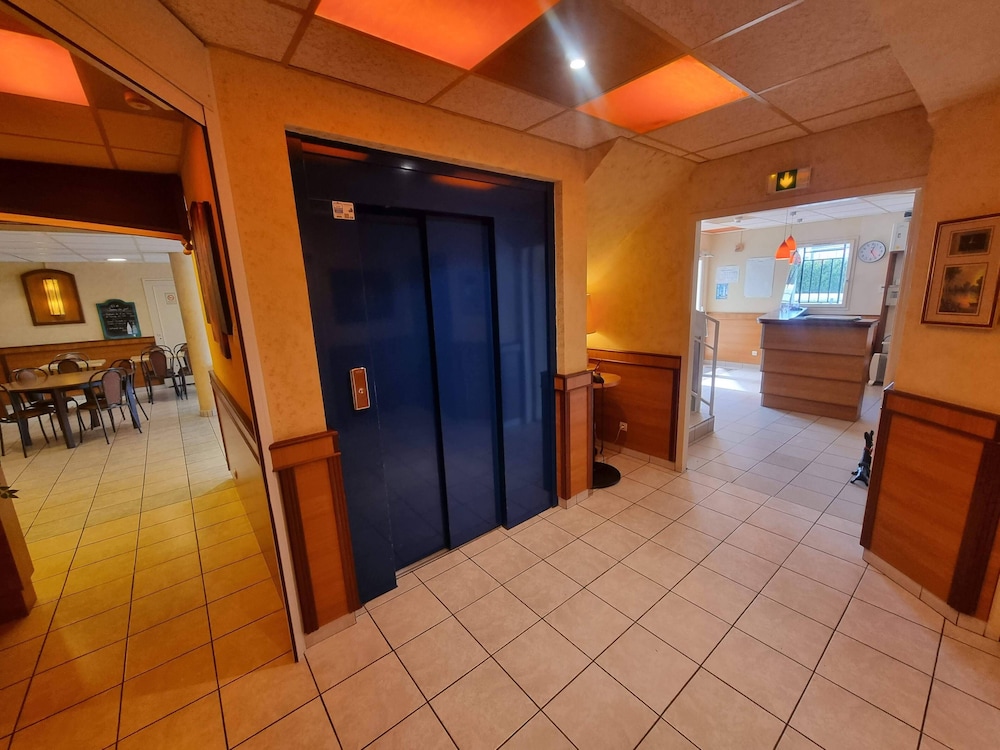 Logis Hotel Sully Le Château 21/49