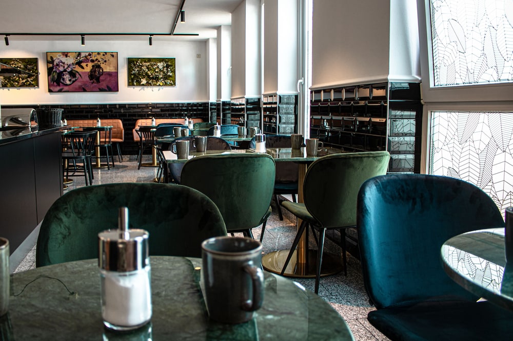 Nikii City Hotel 35/42