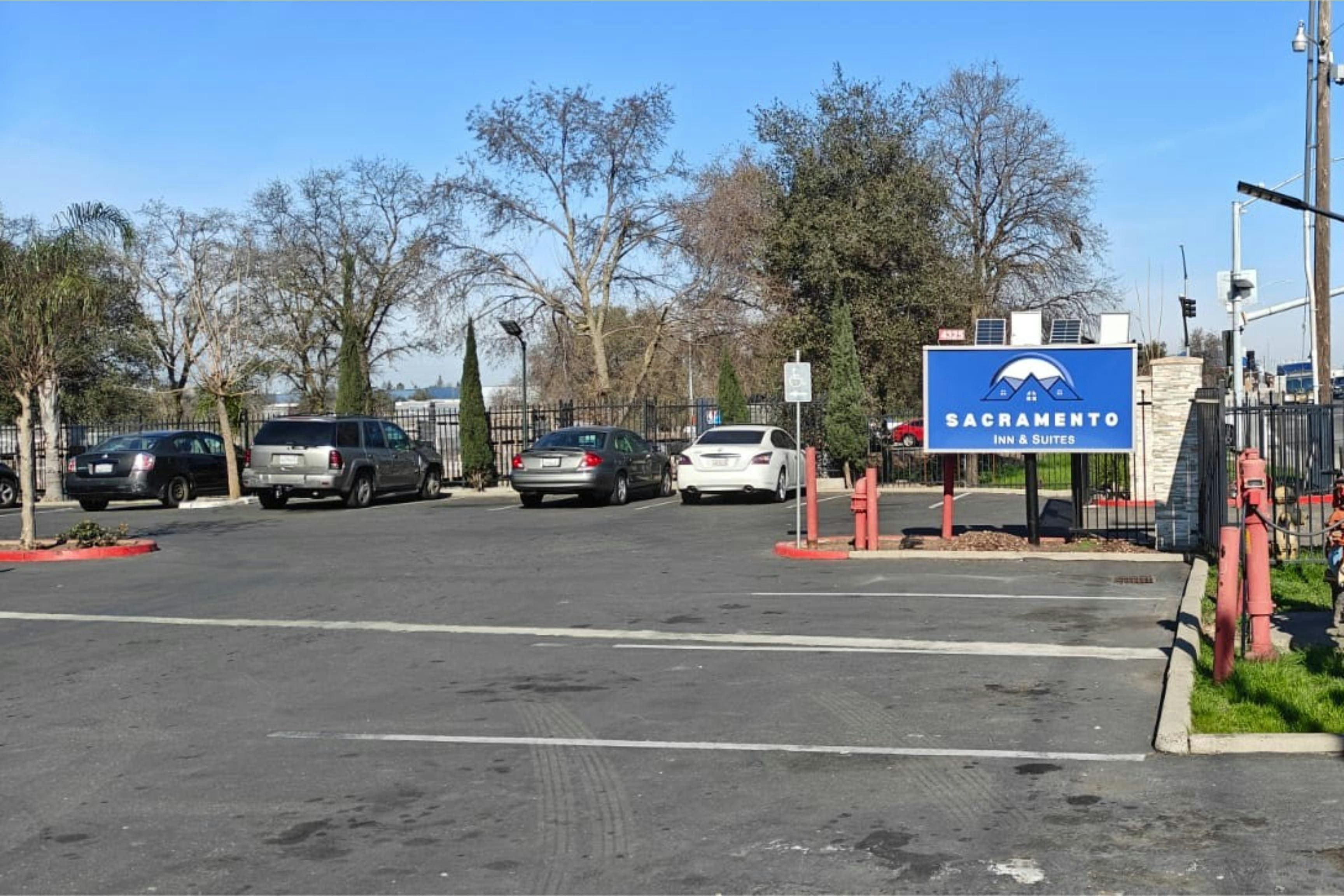 Sacramento Inn & Suites Cal Expo I-80 24/35