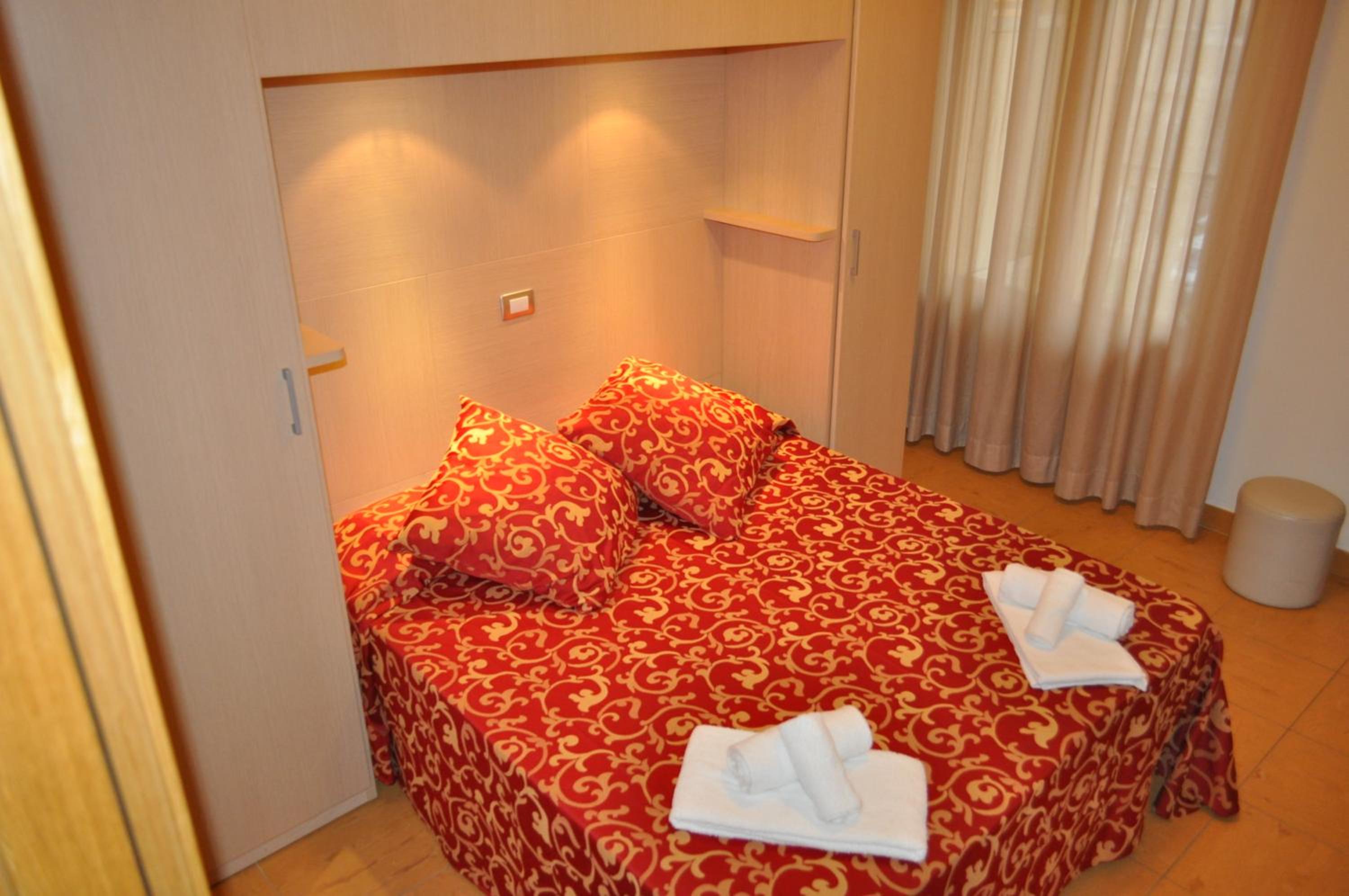 غرفة قياسية ثلاثية، Mimosa Hotel 4/5