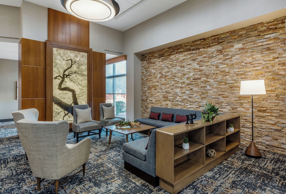 Hyatt Place Phoenix Chandler Fashion Center 46/68