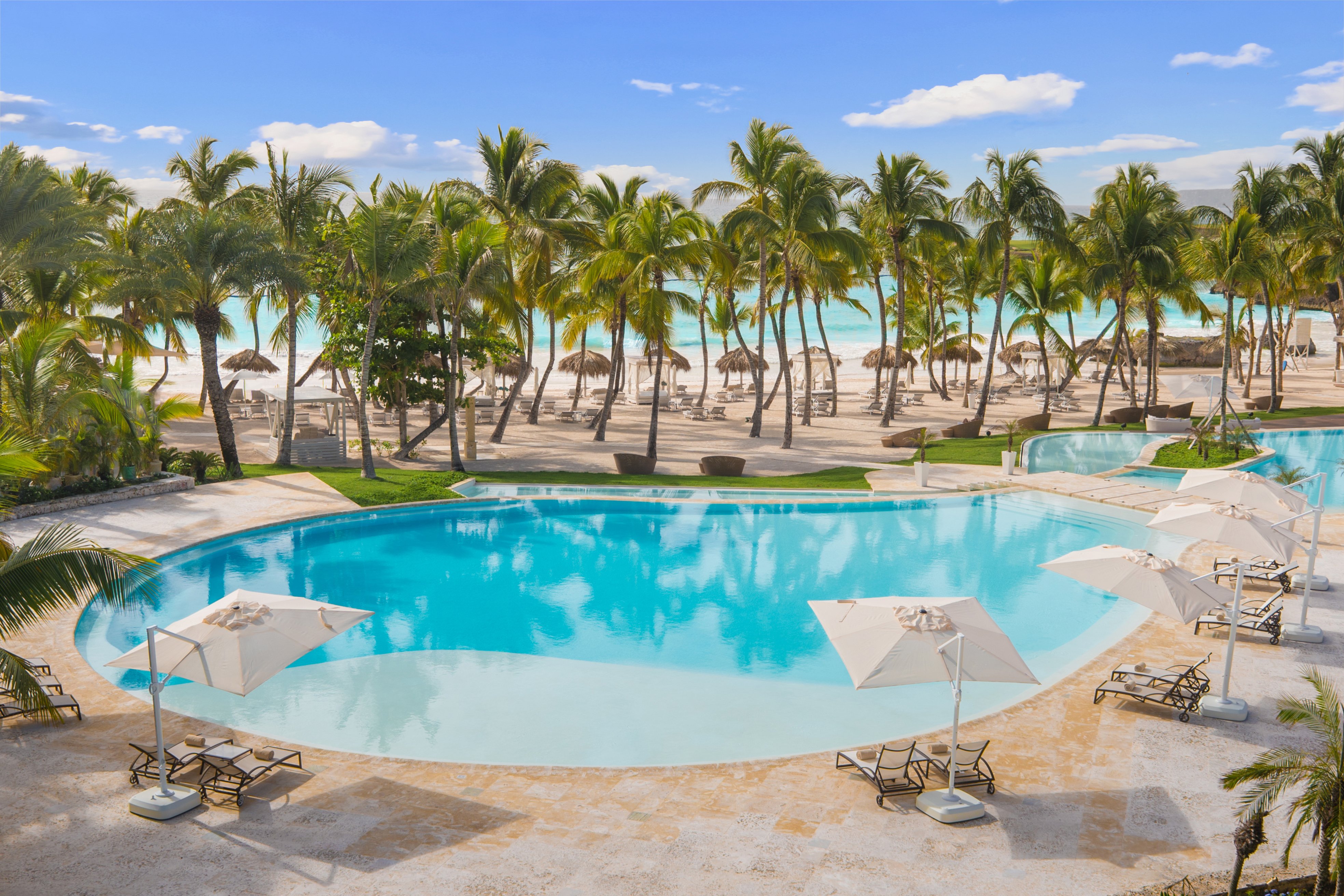 Eden Roc At Cap Cana 98/102