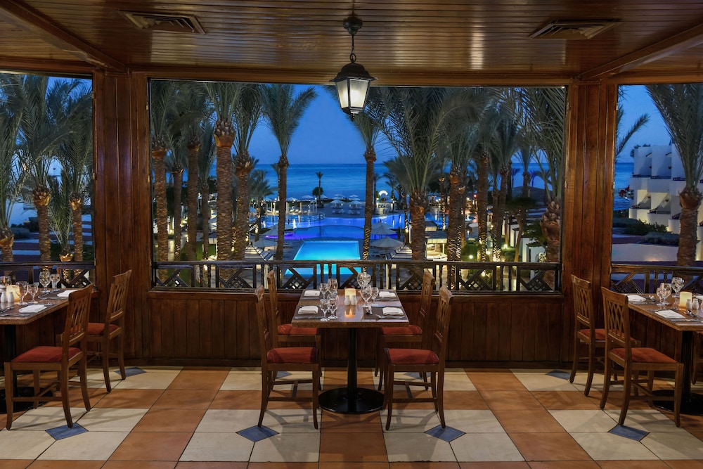 Jaz Fanara Resort and Residence 44/50