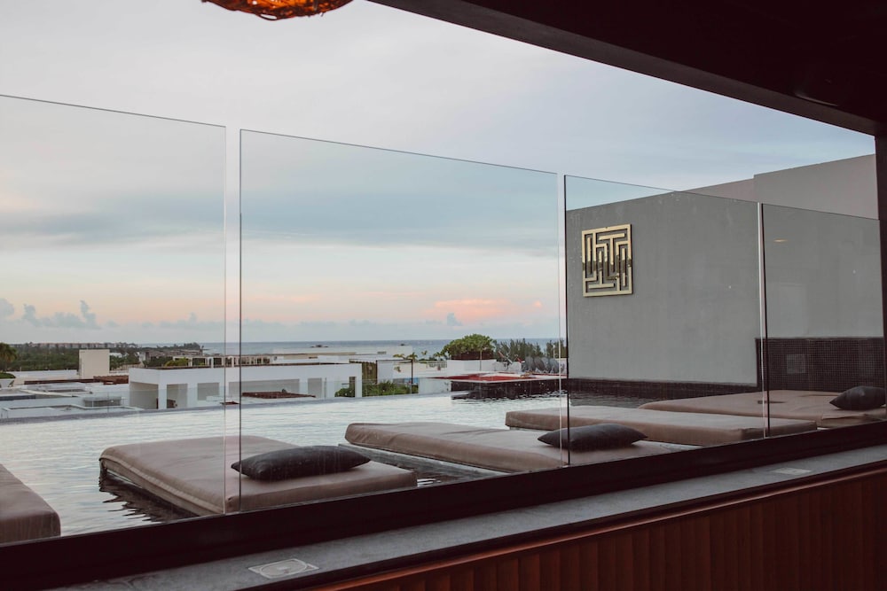 IT Boutique Hotel and Restaurant 50/73