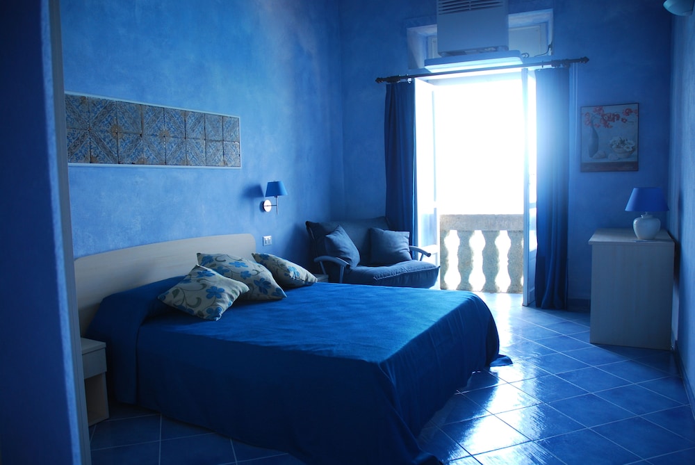 Blu Tropea Maison 11/53