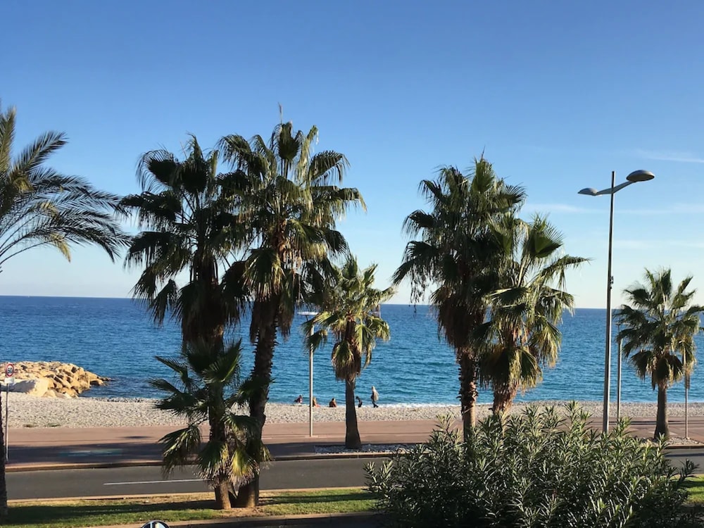 CITOTEL TIERCE BEACH HOTEL 46/56