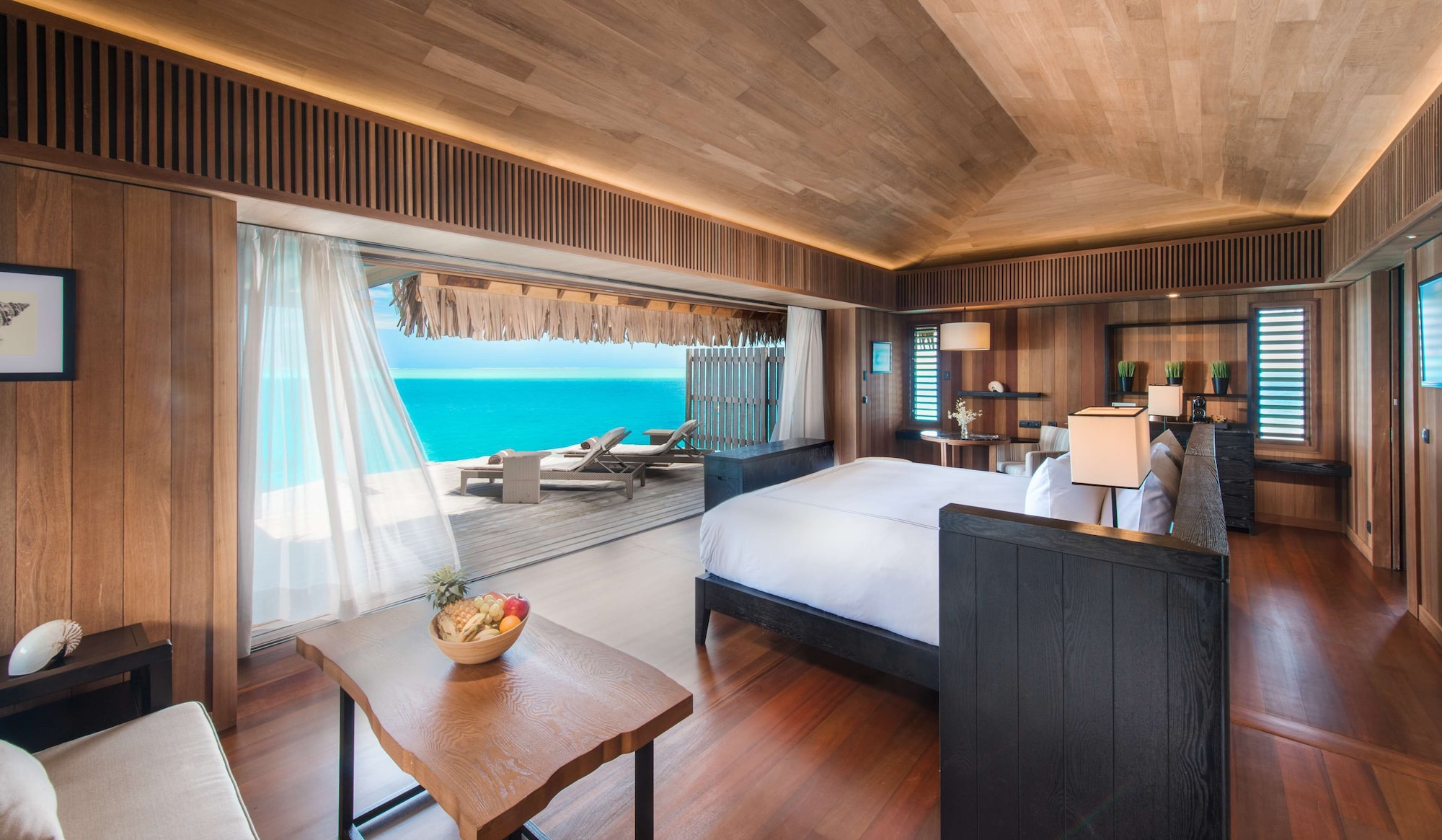Overwater, Villa, King Bed, Pool Access