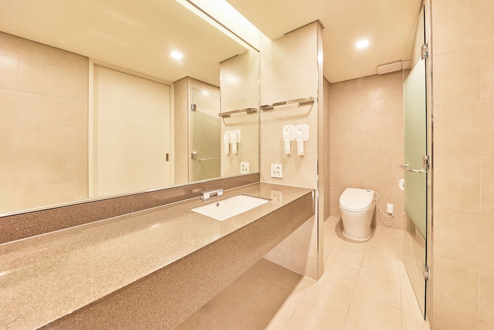 Hotel Thomas Myeongdong 55/57
