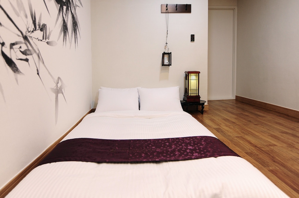 JB Plus Hotel 26/65