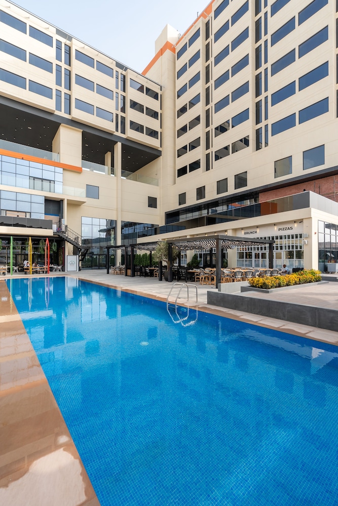 Studio One Hotel 11/67
