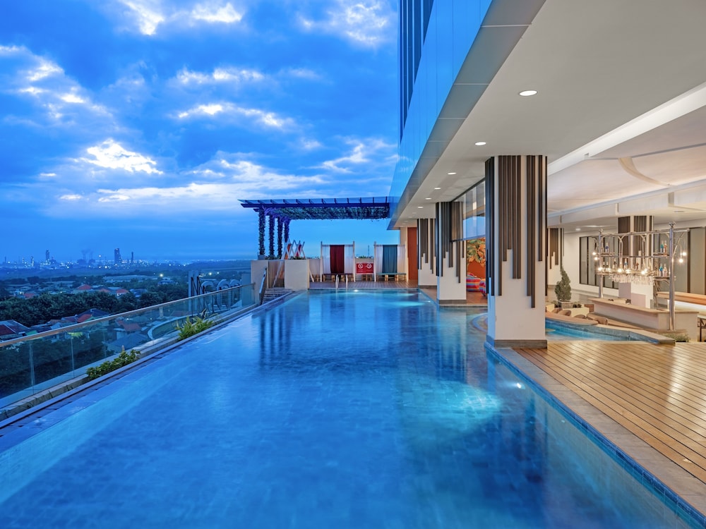 Aston Gresik Hotel & Conference Center in GRESIK