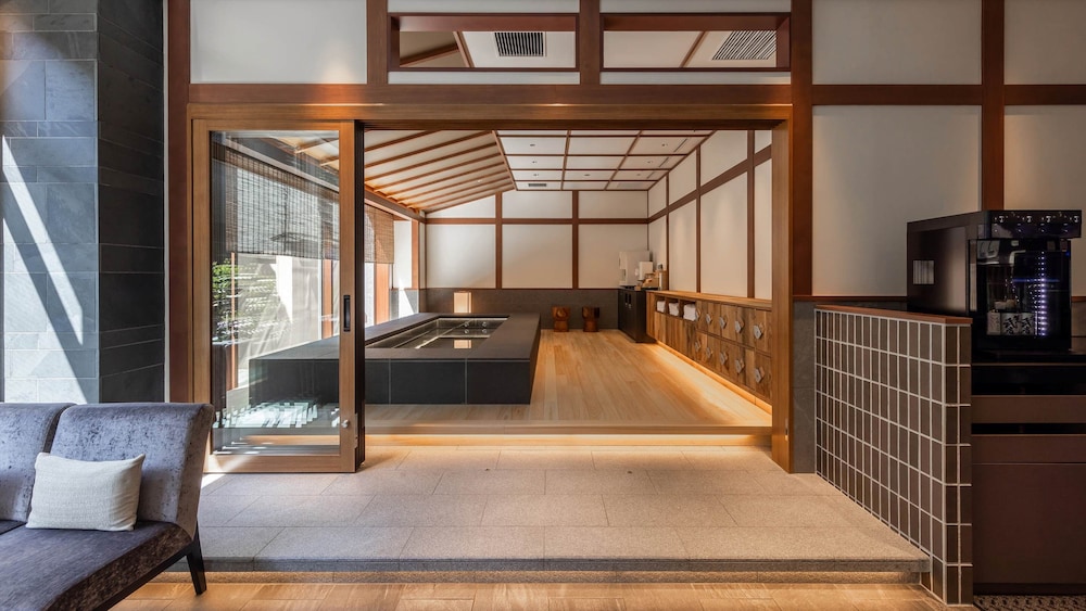 Tokyu Stay Kyoto Sanjo Karasuma 33/47