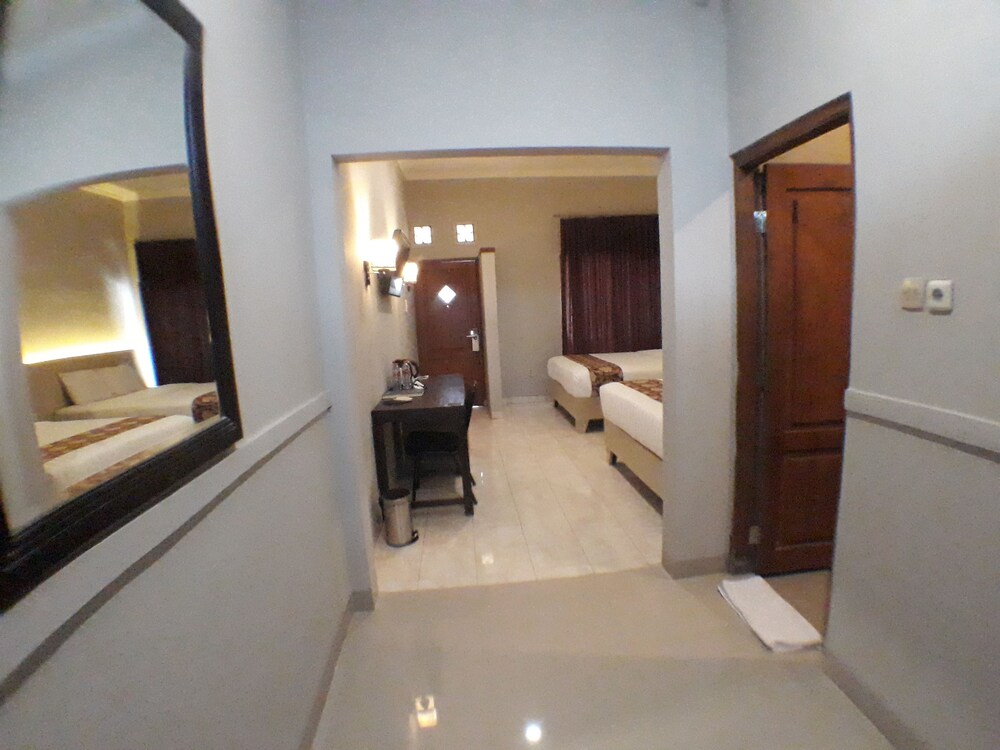 Front One Resort Yogyakarta 46/46