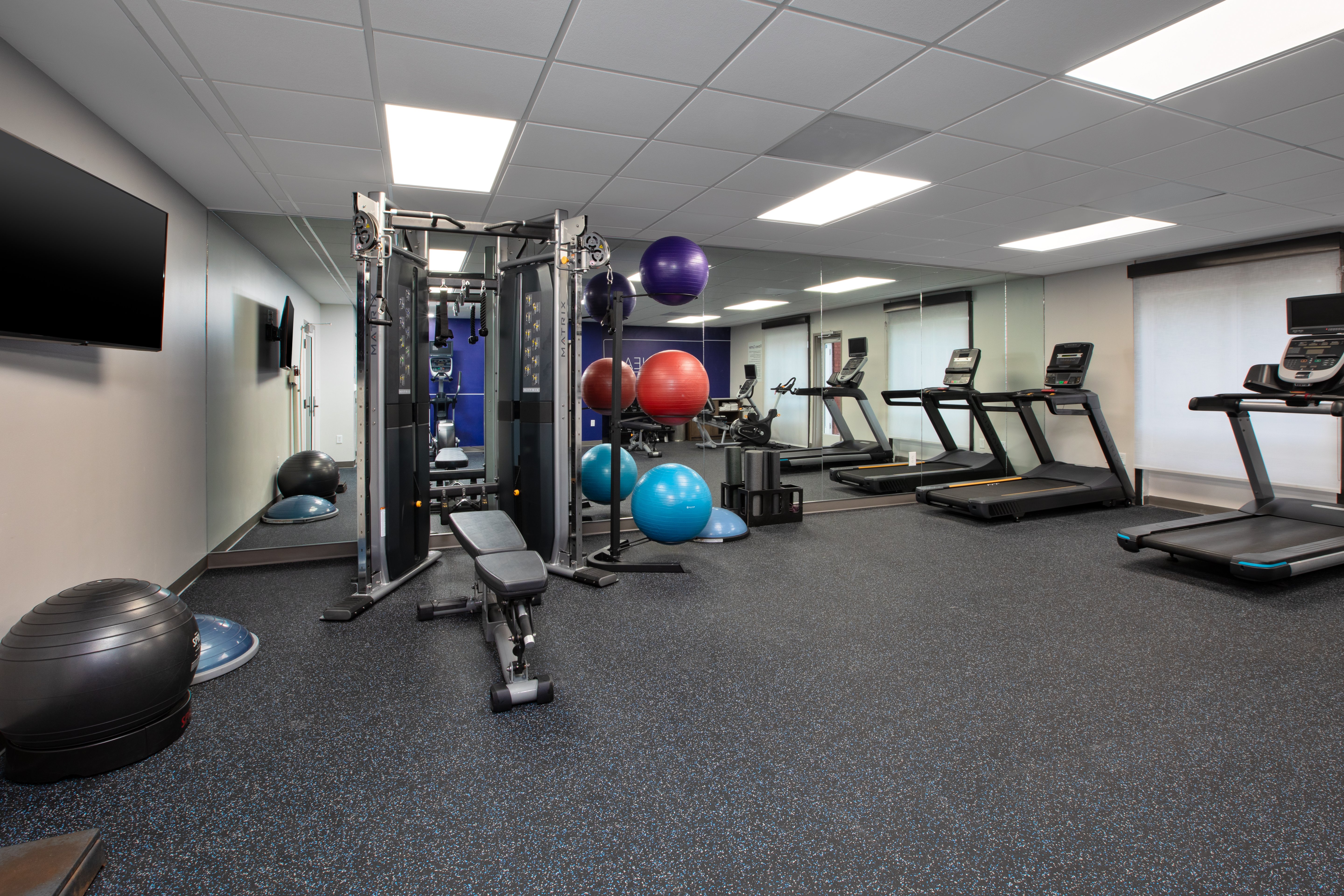 Holiday Inn Express Hotel & Suites Sumter 28/53