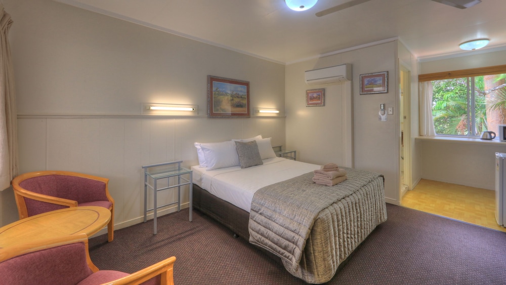 ATHERTON HINTERLAND MOTEL 22/40