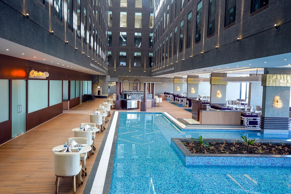 Essentia Luxury Hotel Indore 43/68
