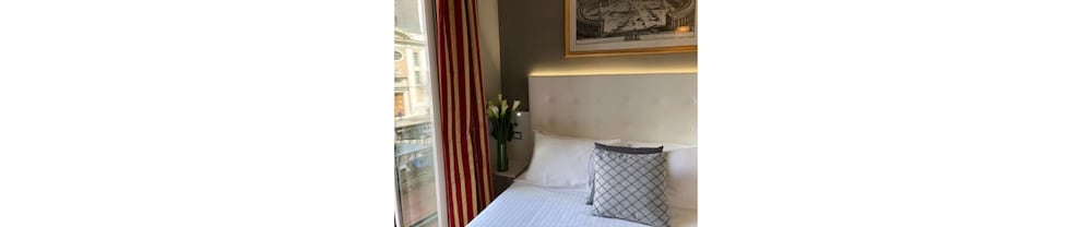 207 Inn 42/43