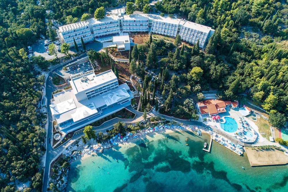 Hotel Osmine 3/40