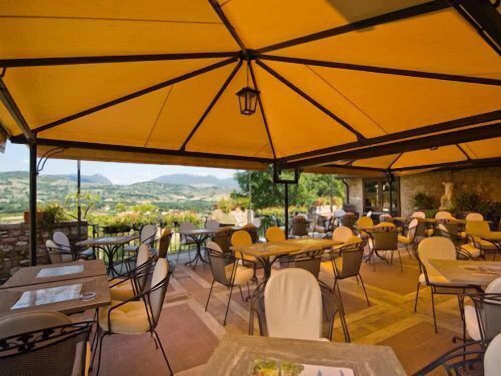 Ristorante La Bastiglia Hotel 33/50