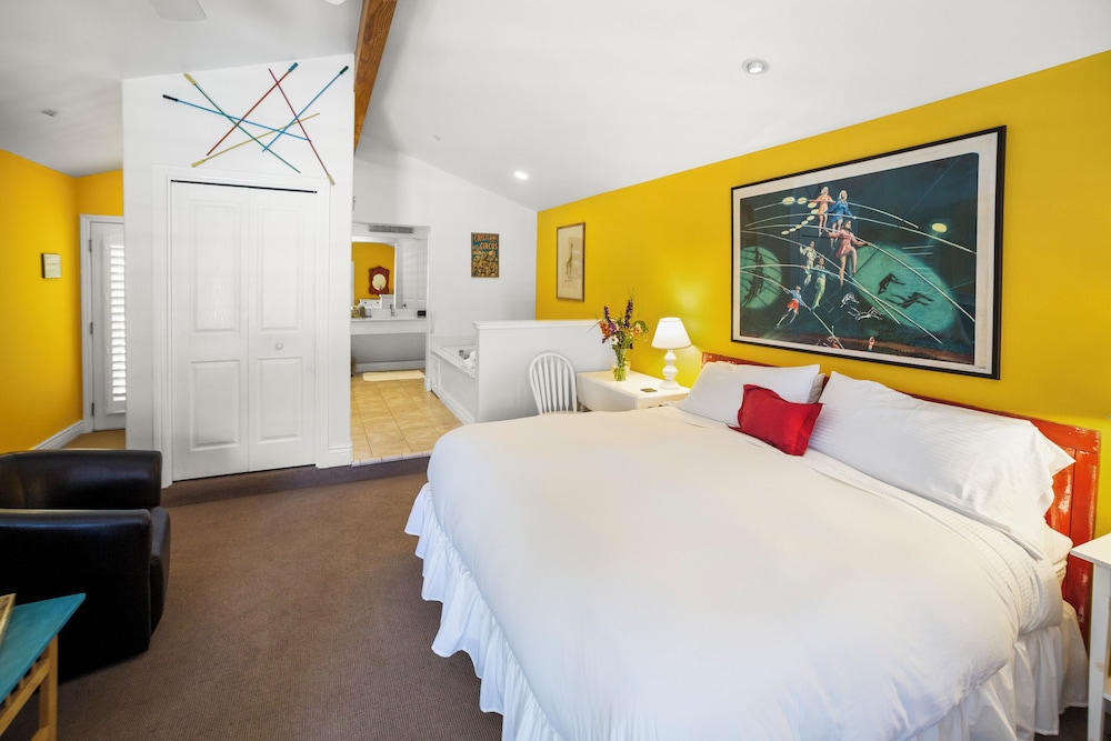 Inn at Occidental 12/50