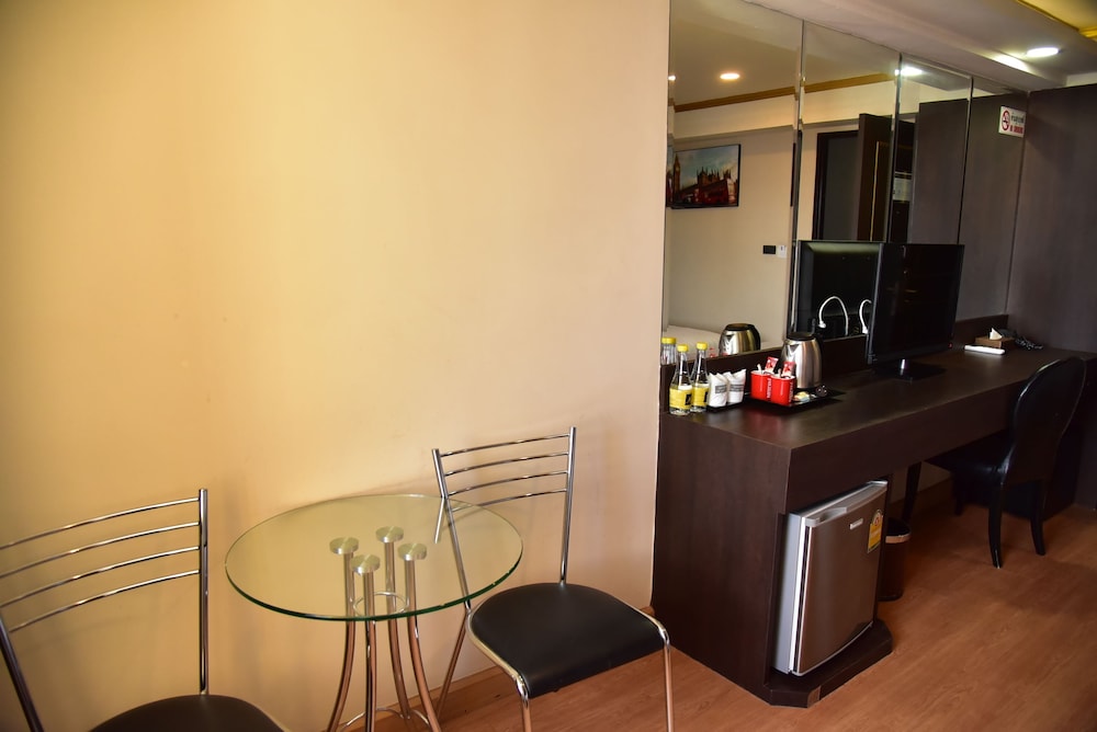 Grand Pink Hotel Hat Yai 31/49
