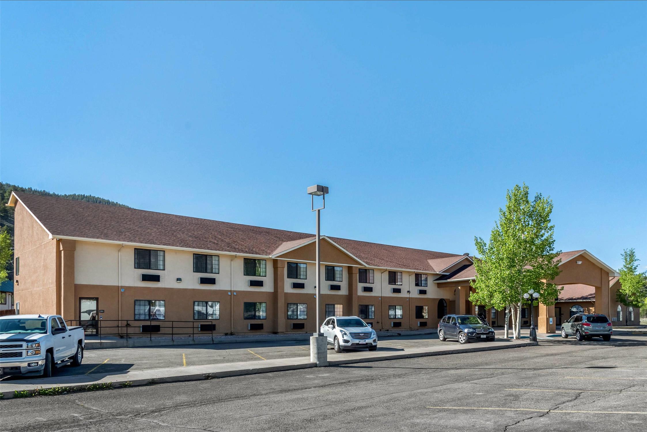 Quality Inn & Suites South Fork - Wolf Creek 35/36