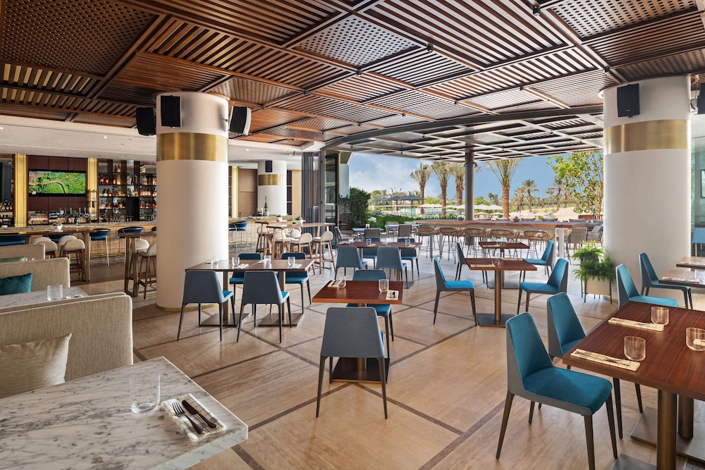 JA Palm Tree Court, Dubai 53/69