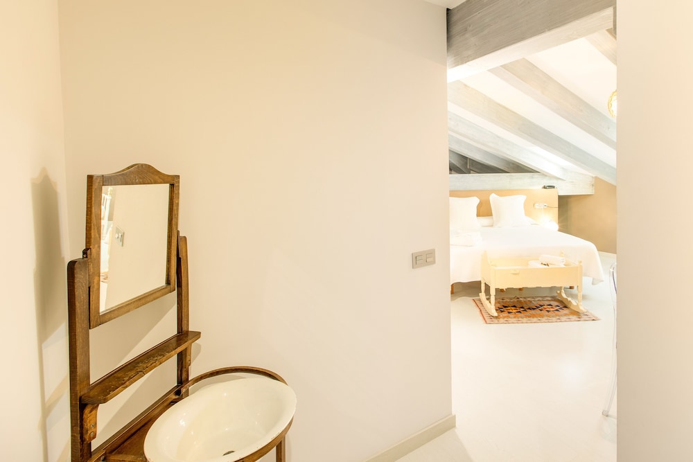Hotel Teatrisso 18/68