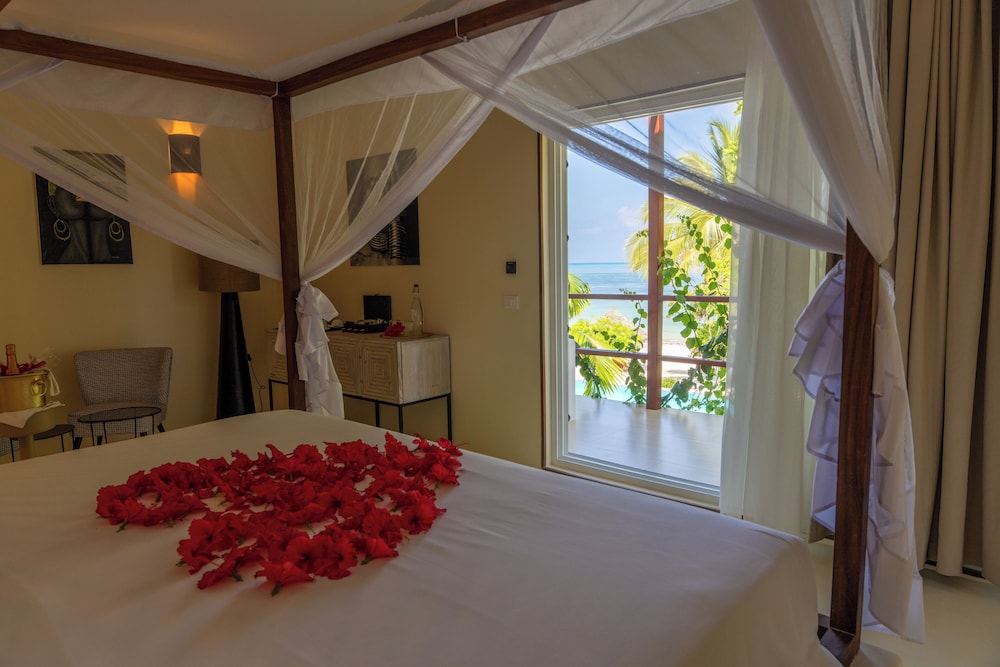 Alma Boutique Hotel 17/50