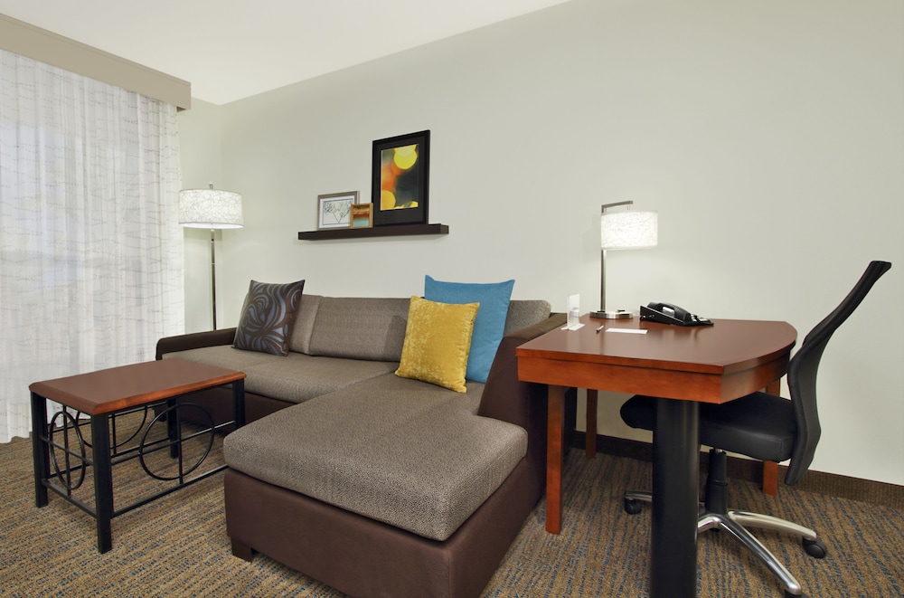 Residence Inn Phoenix Glendale Sports & Entertainment District 39/54