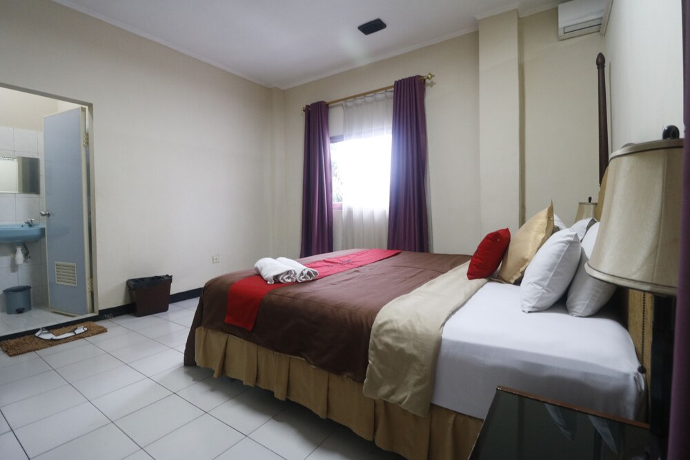 Reddoorz Plus @ Jalan Raden Intan Lampung 15/40
