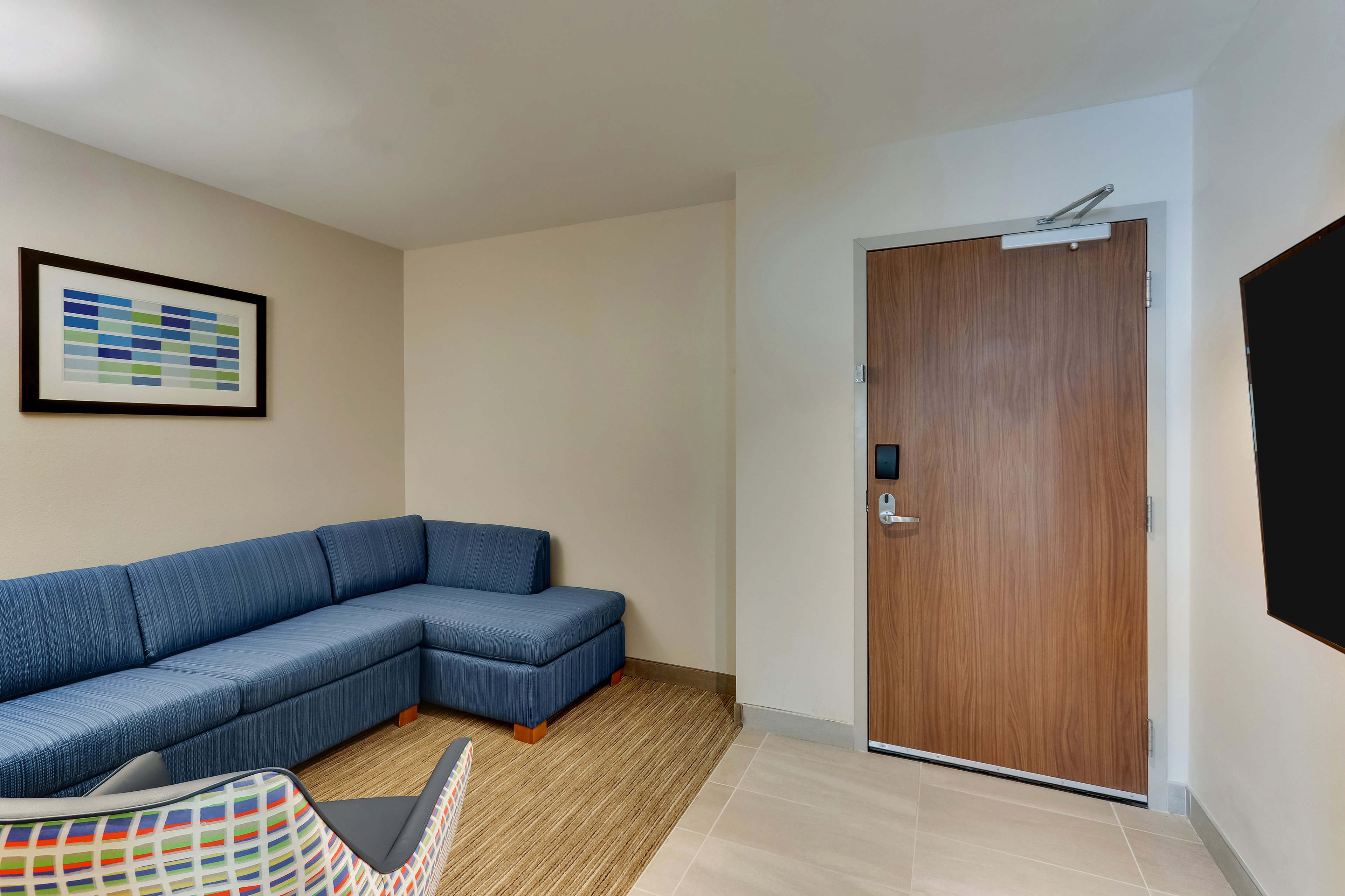Holiday Inn Express and Suites Dawsonville 44/74