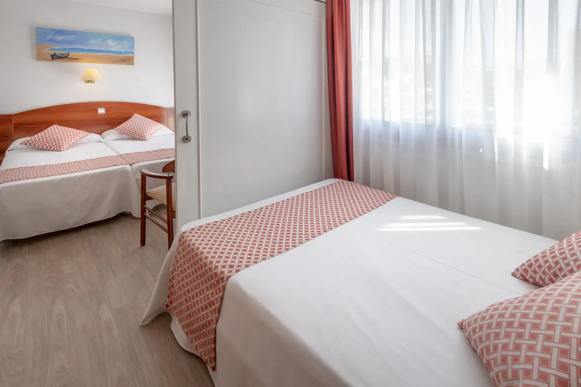 غرفة عائلية، GHT Balmes Hotel, Aparthotel & Splash 2/10