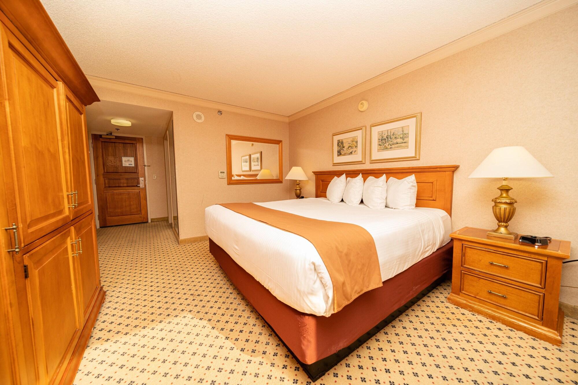 Reno Suites 8/33