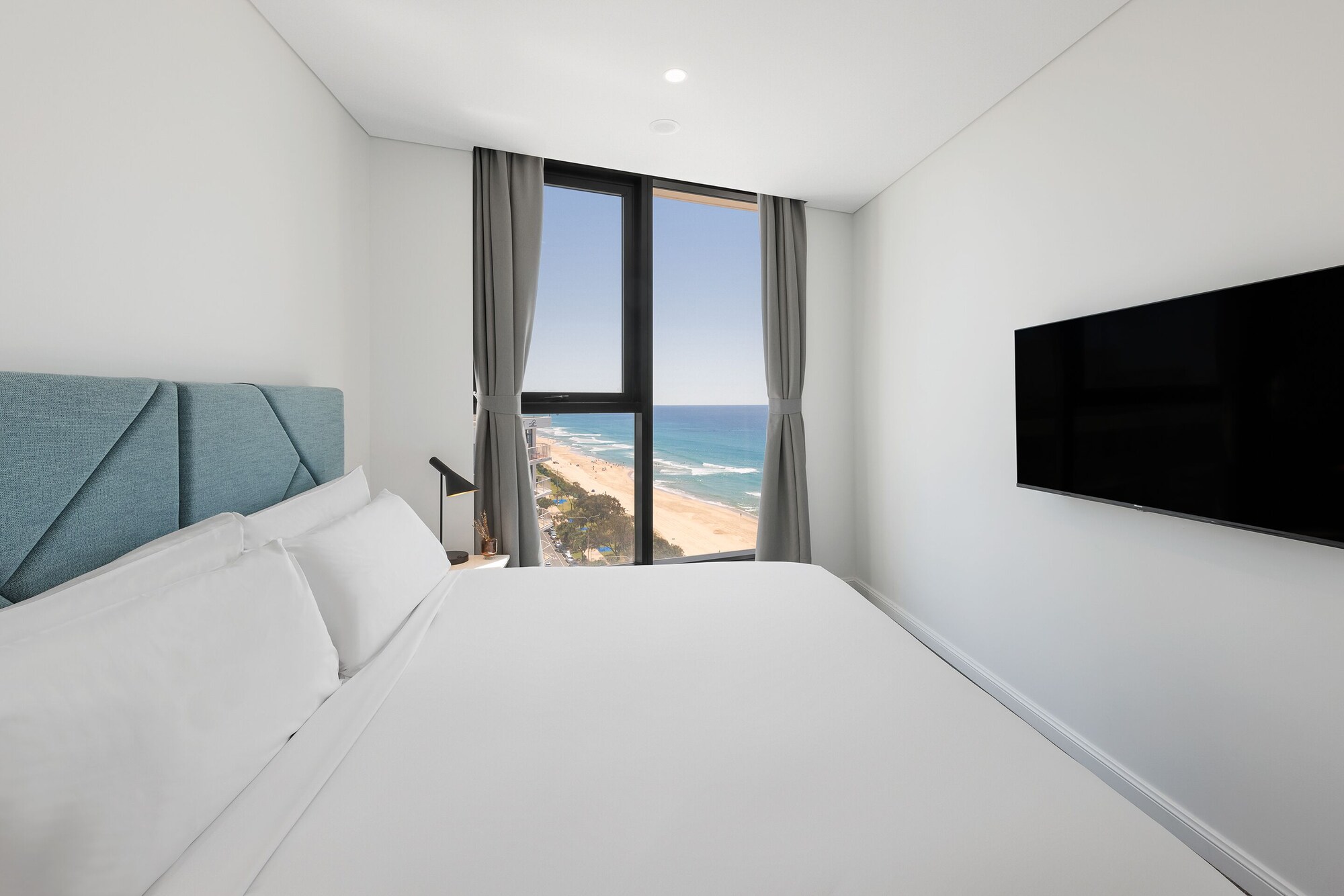 2 Bedrooms, Ocean, Suite, 2 King Beds