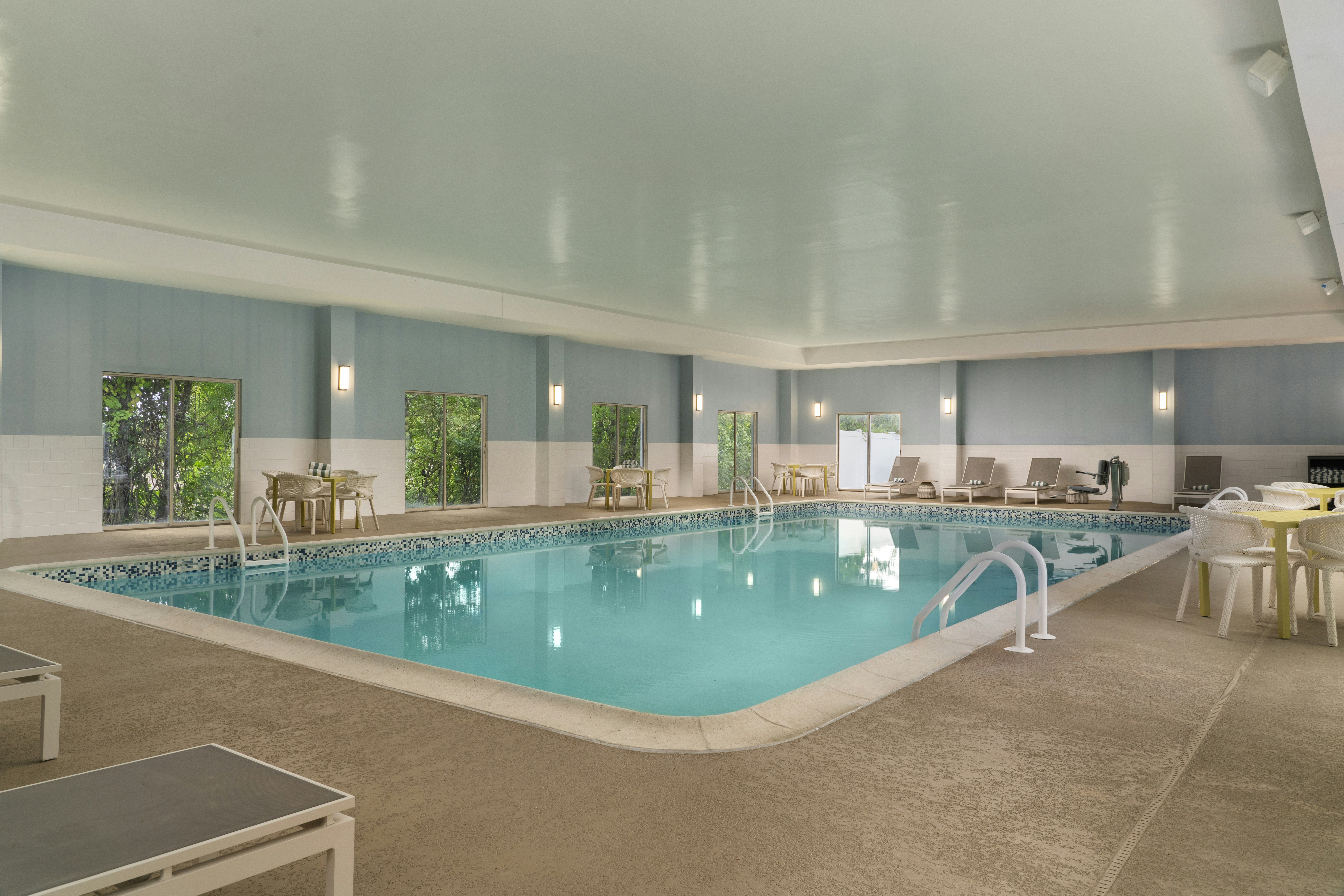 Hilton Garden Inn Boston-Burlington 69/69