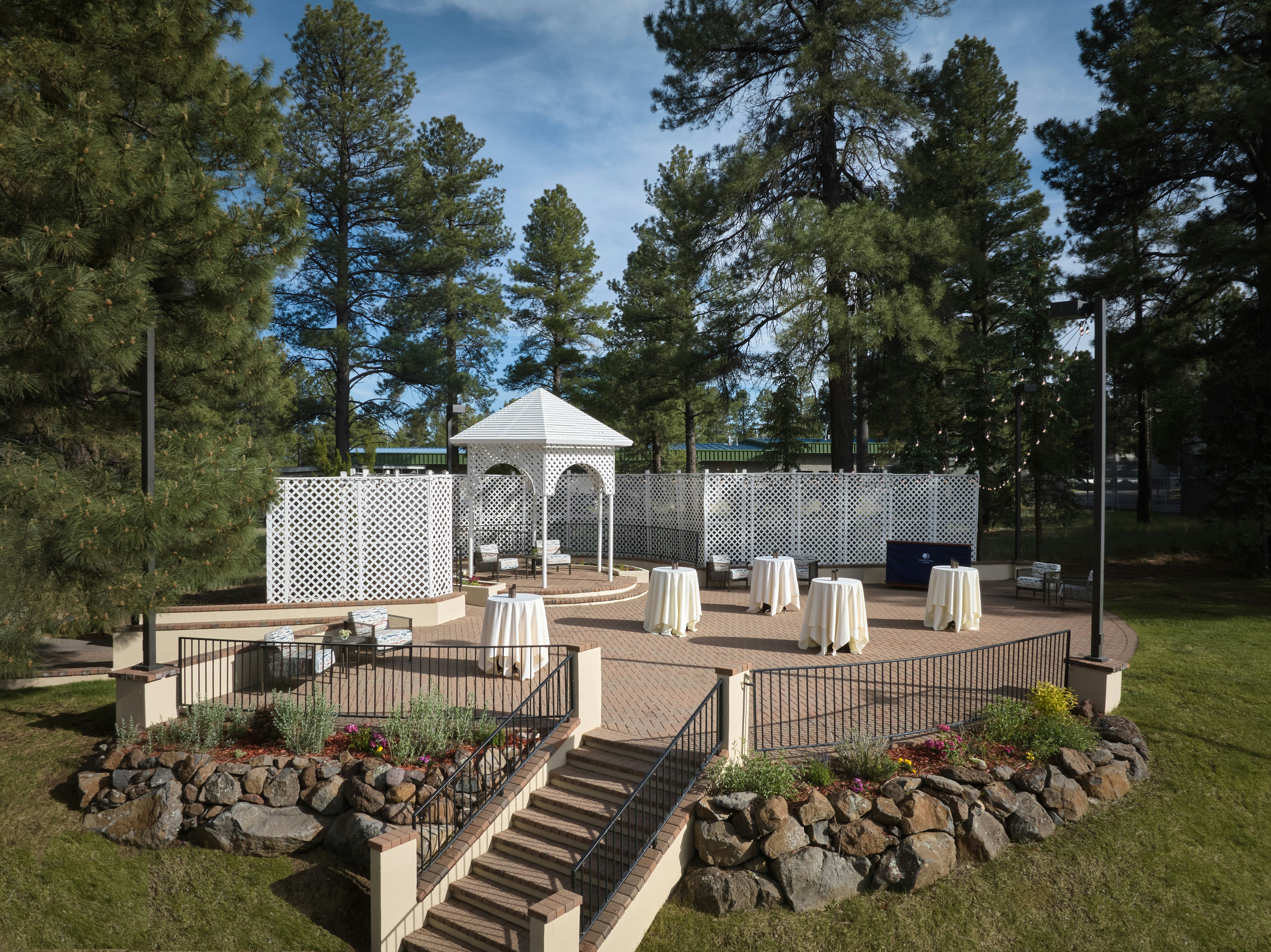 DoubleTree by Hilton Flagstaff 64/72