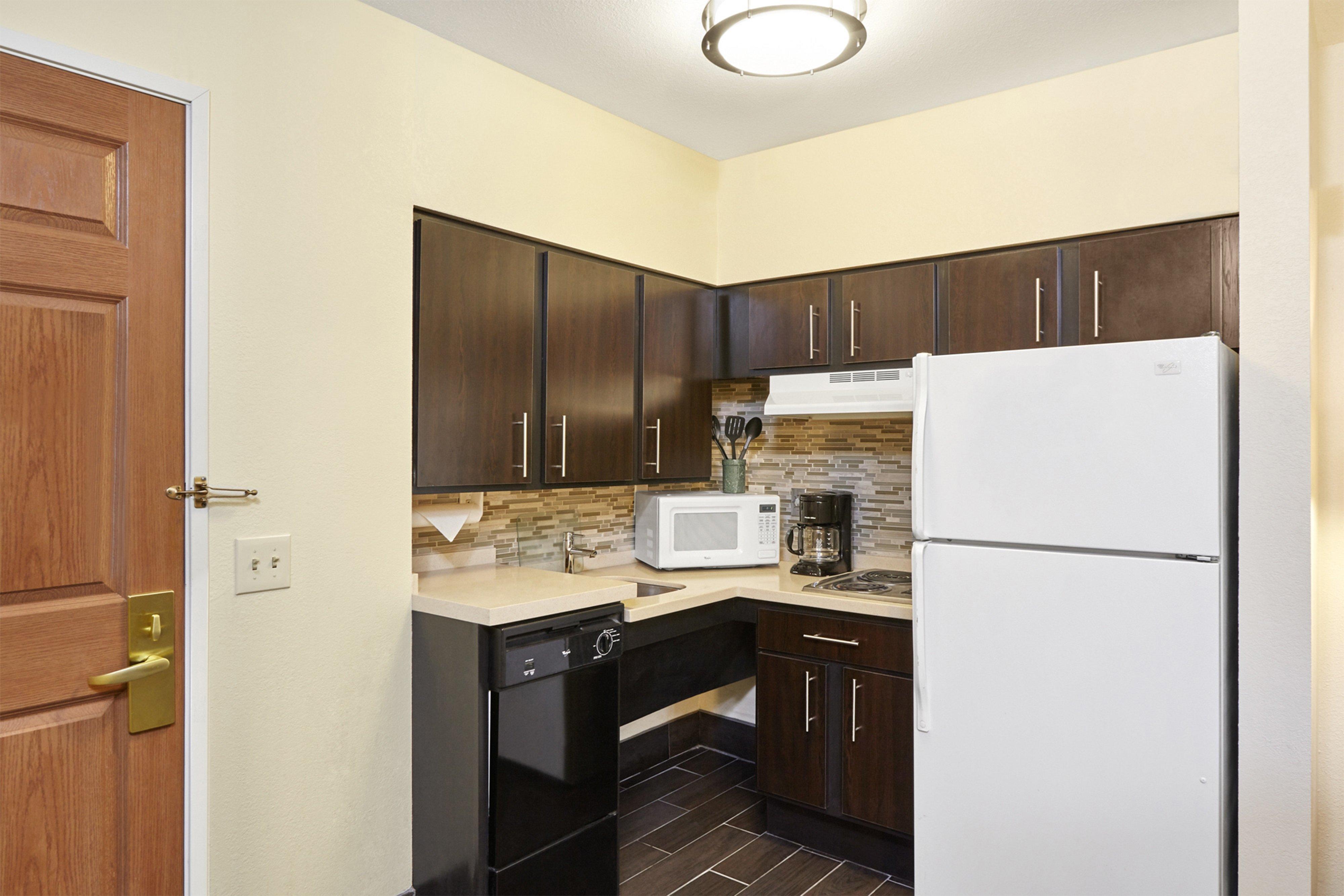 1 Bedroom, Suite 3/3