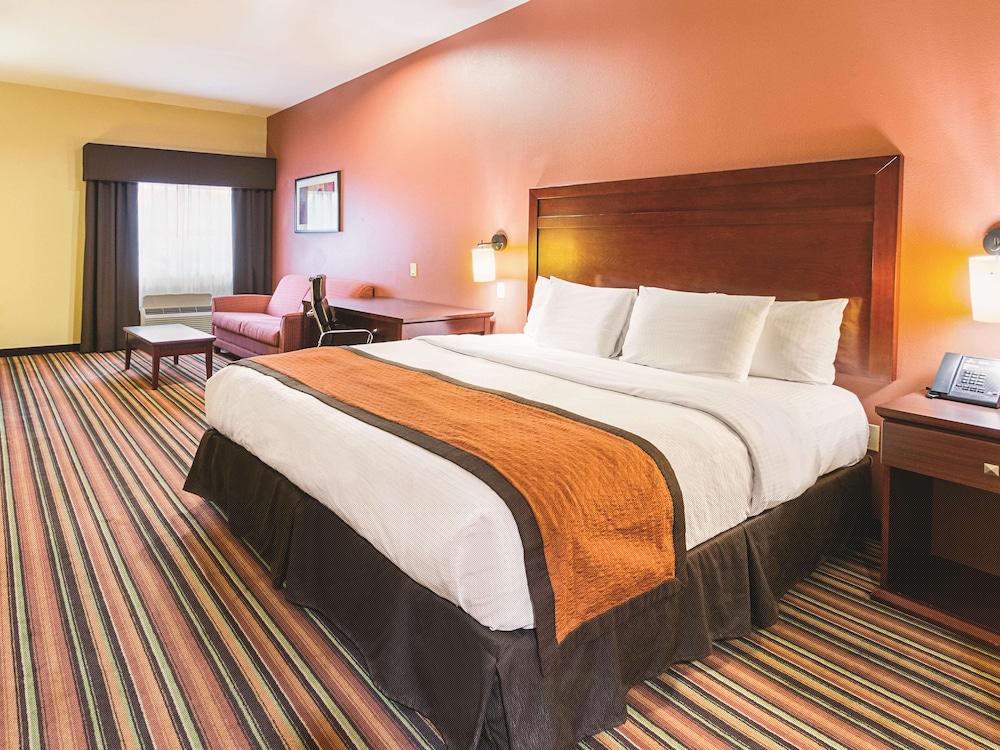 La Quinta Inn & Suites by Wyndham Woodway - Waco South 11/47